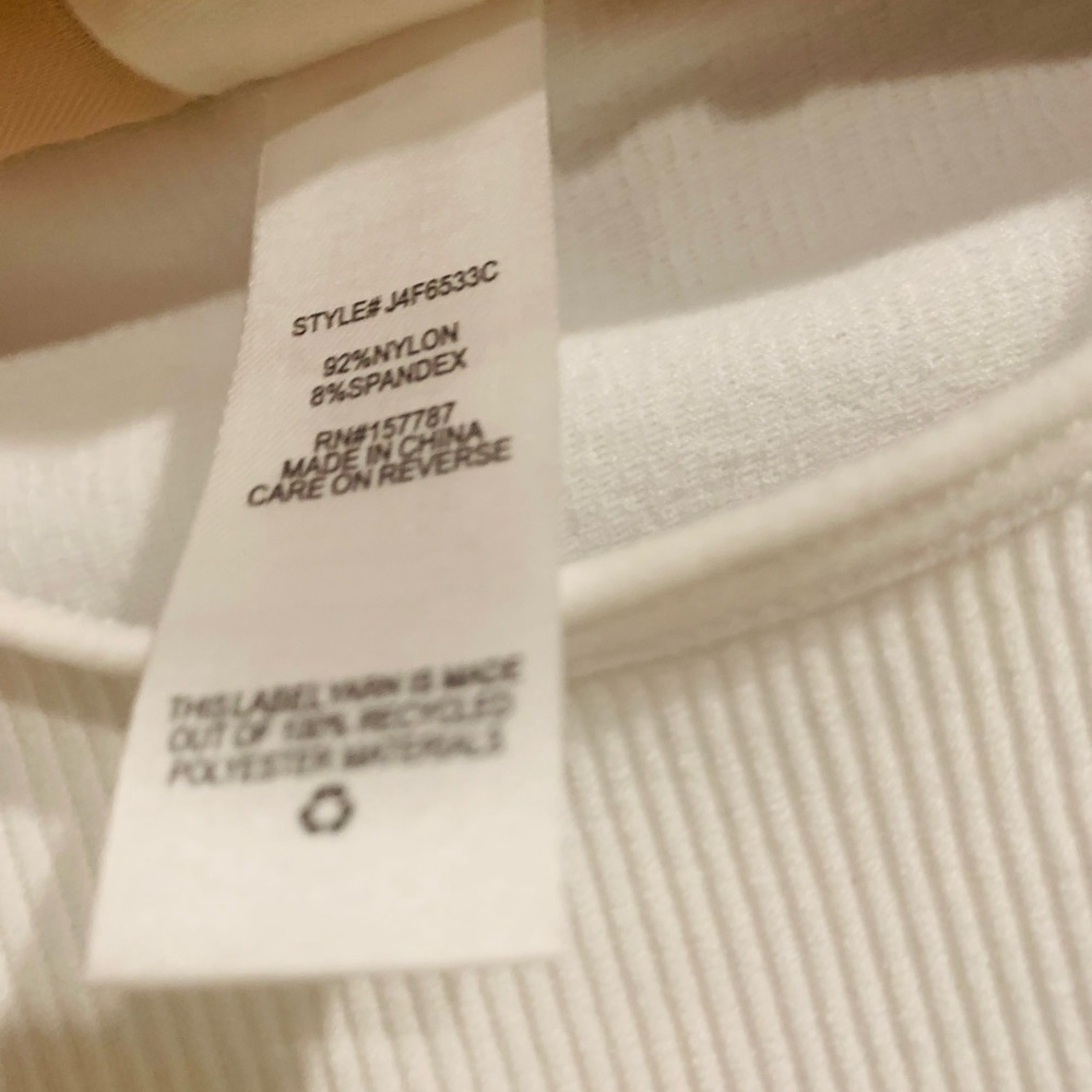 Fct bascs crop top XL new! - Picture 4 of 5